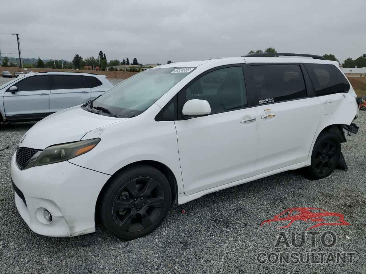TOYOTA SIENNA 2015 - 5TDXK3DC1FS681824