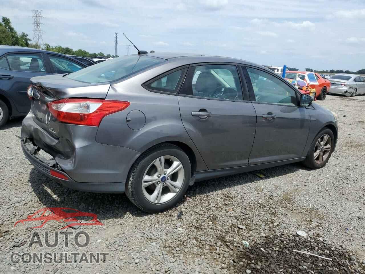 FORD FOCUS 2014 - 1FADP3F2XEL321594