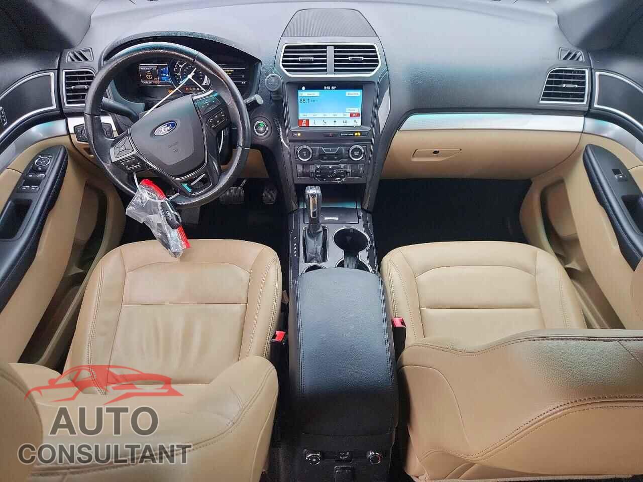 FORD EXPLORER 2017 - 1FM5K7D83HGA33453