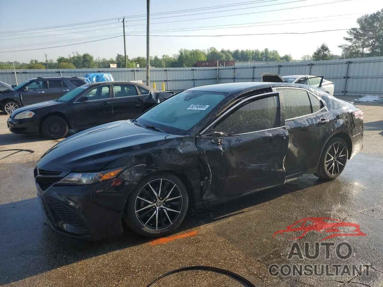 TOYOTA CAMRY 2021 - 4T1G11AK0MU472811