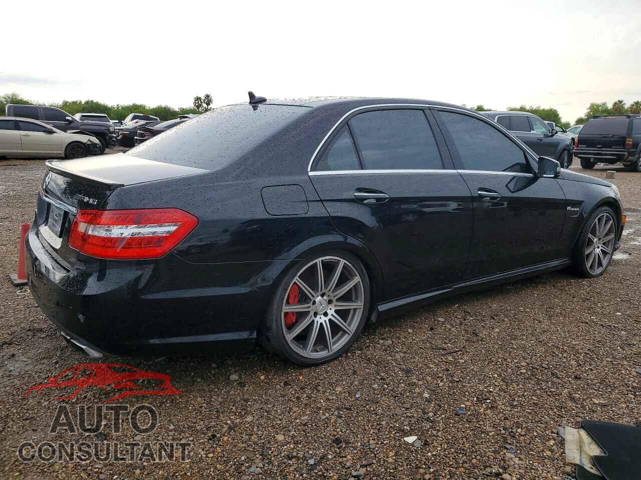 MERCEDES-BENZ E-CLASS 2012 - WDDHF7EB2CA597368