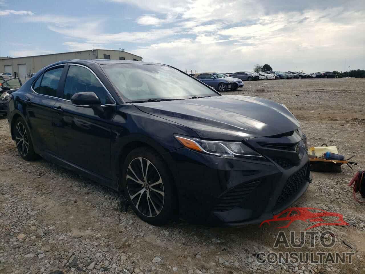 TOYOTA CAMRY 2018 - 4T1B11HKXJU537577
