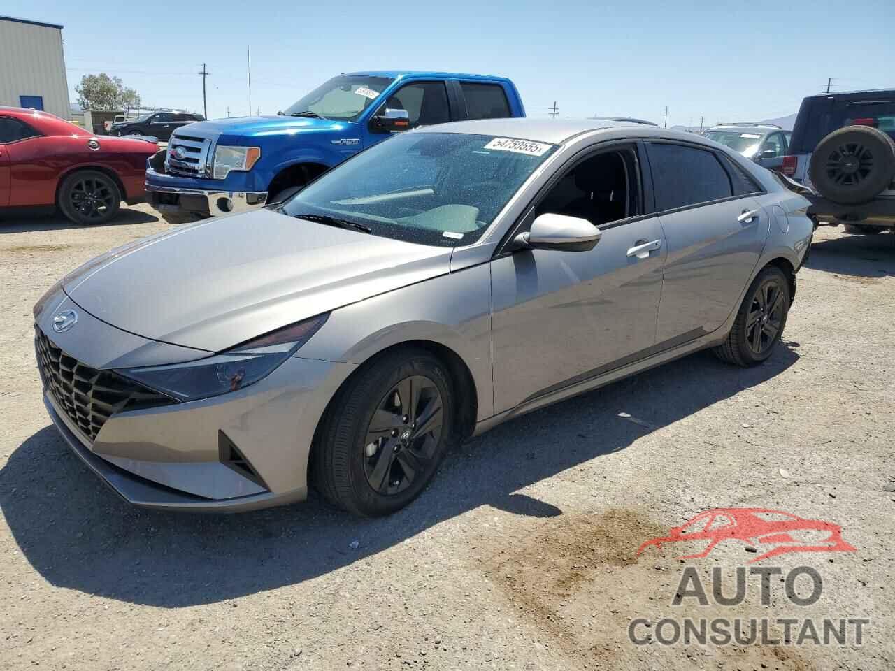 HYUNDAI ELANTRA 2022 - KMHLM4AJ1NU027316