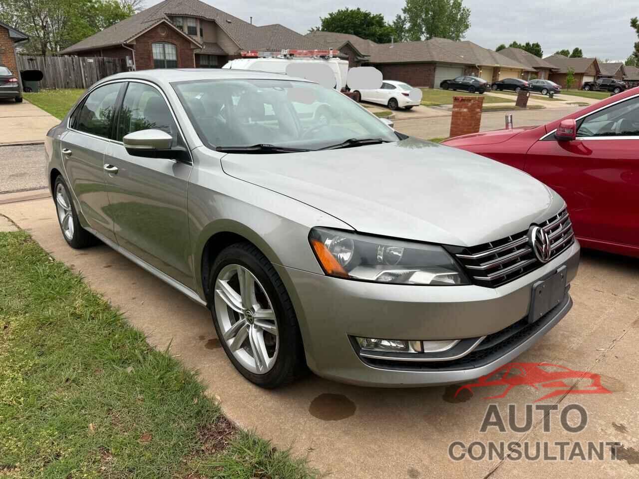 VOLKSWAGEN PASSAT 2014 - 1VWCN7A34EC075173