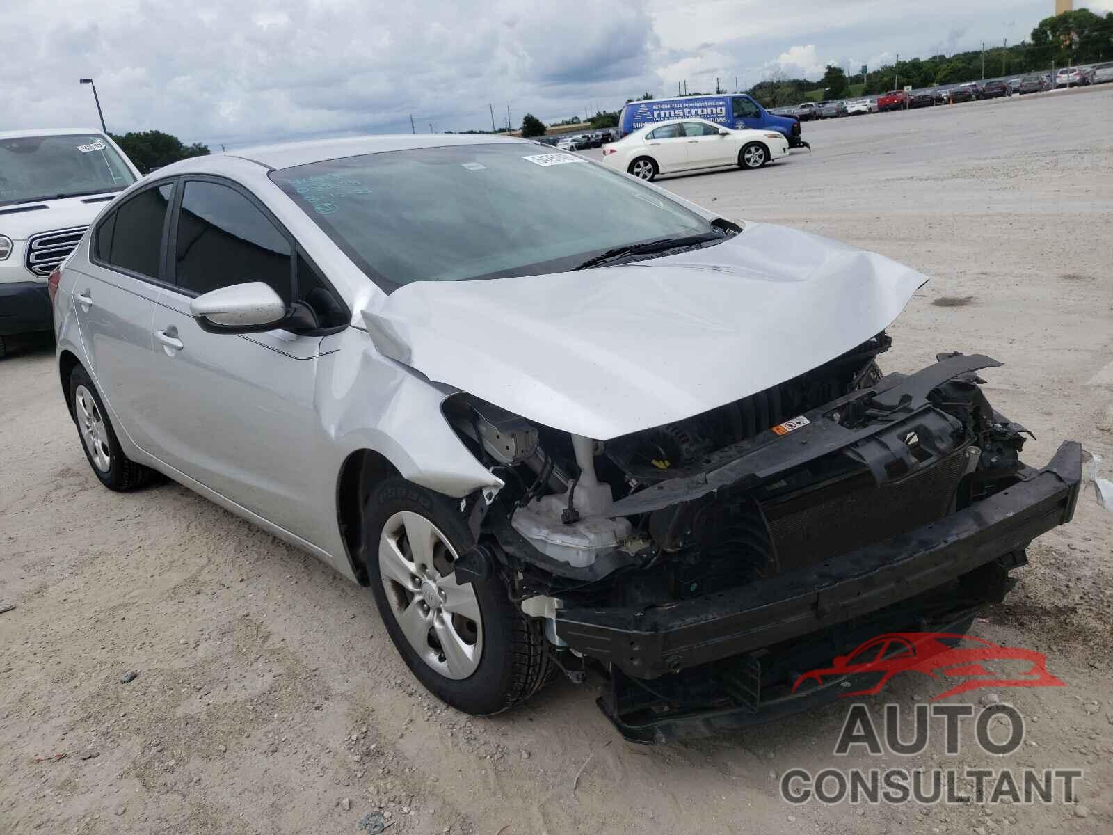 KIA FORTE 2017 - 3KPFK4A71HE083528