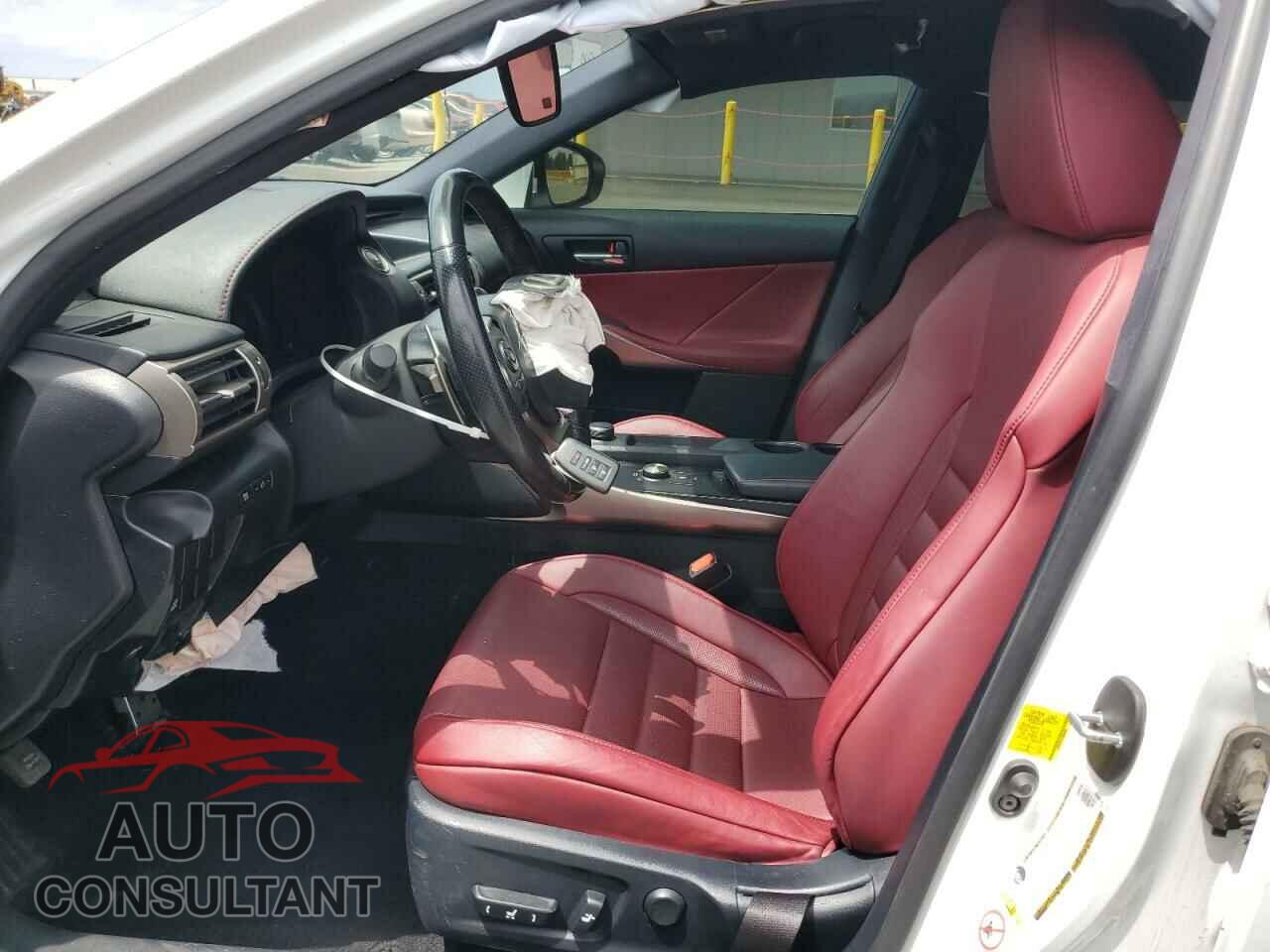 LEXUS IS 2016 - JTHBA1D24G5036602
