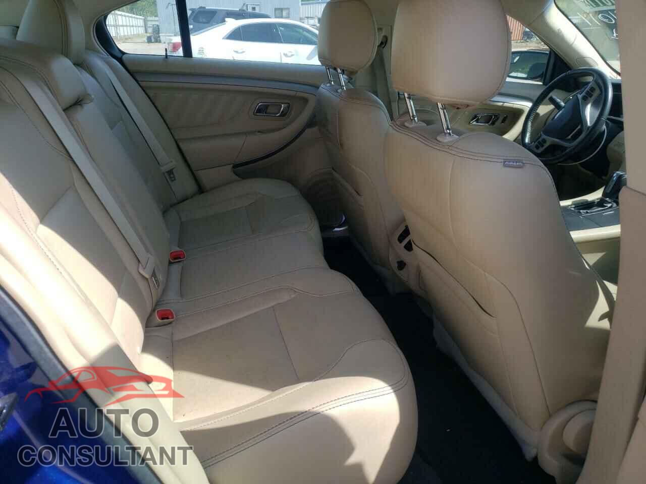 FORD TAURUS 2017 - 1FAHP2E80FG157154