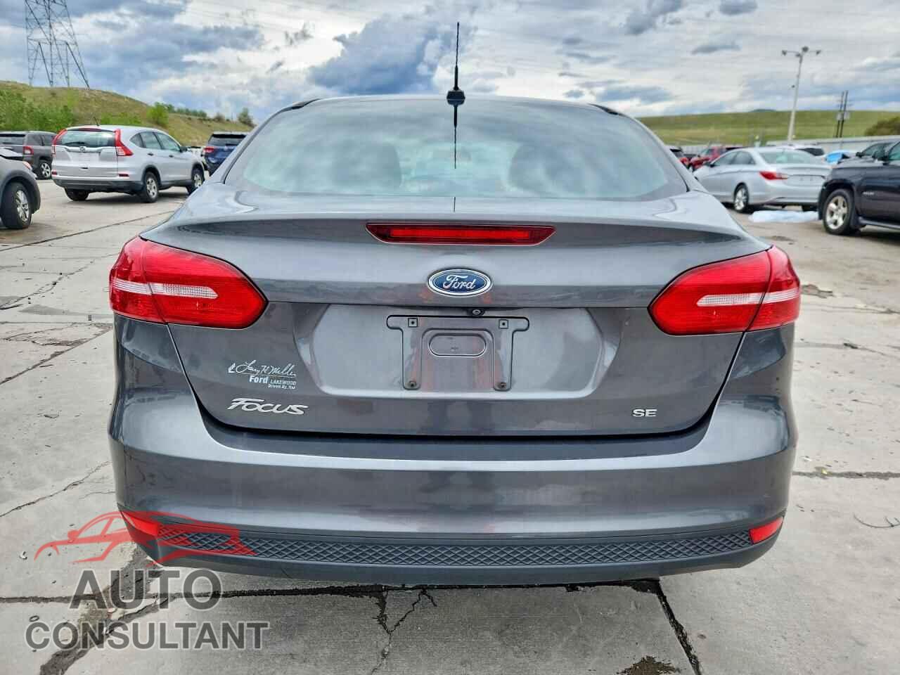 FORD FOCUS 2017 - 1FADP3F27HL245143