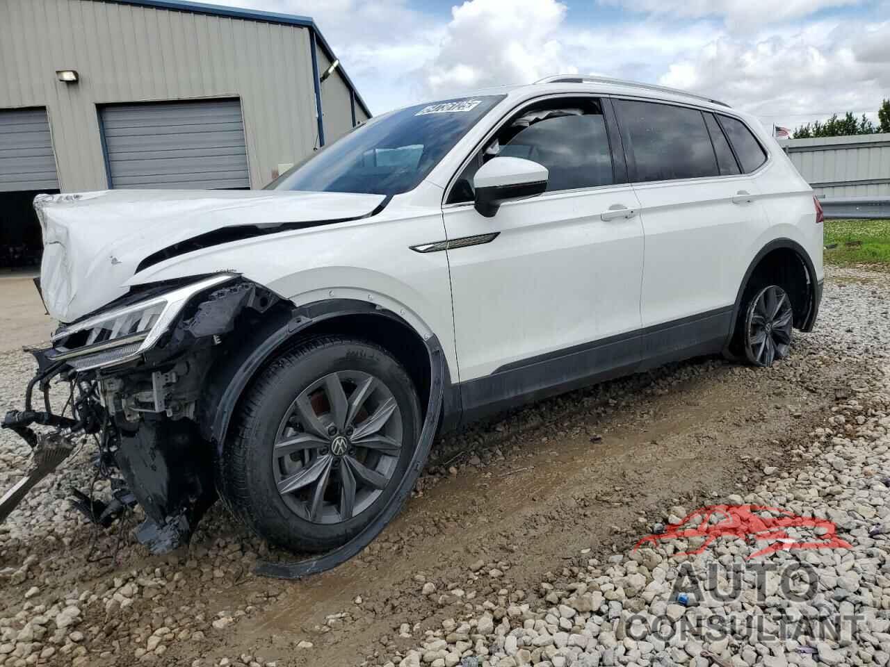 VOLKSWAGEN TIGUAN 2022 - 3VV2B7AX3NM133607