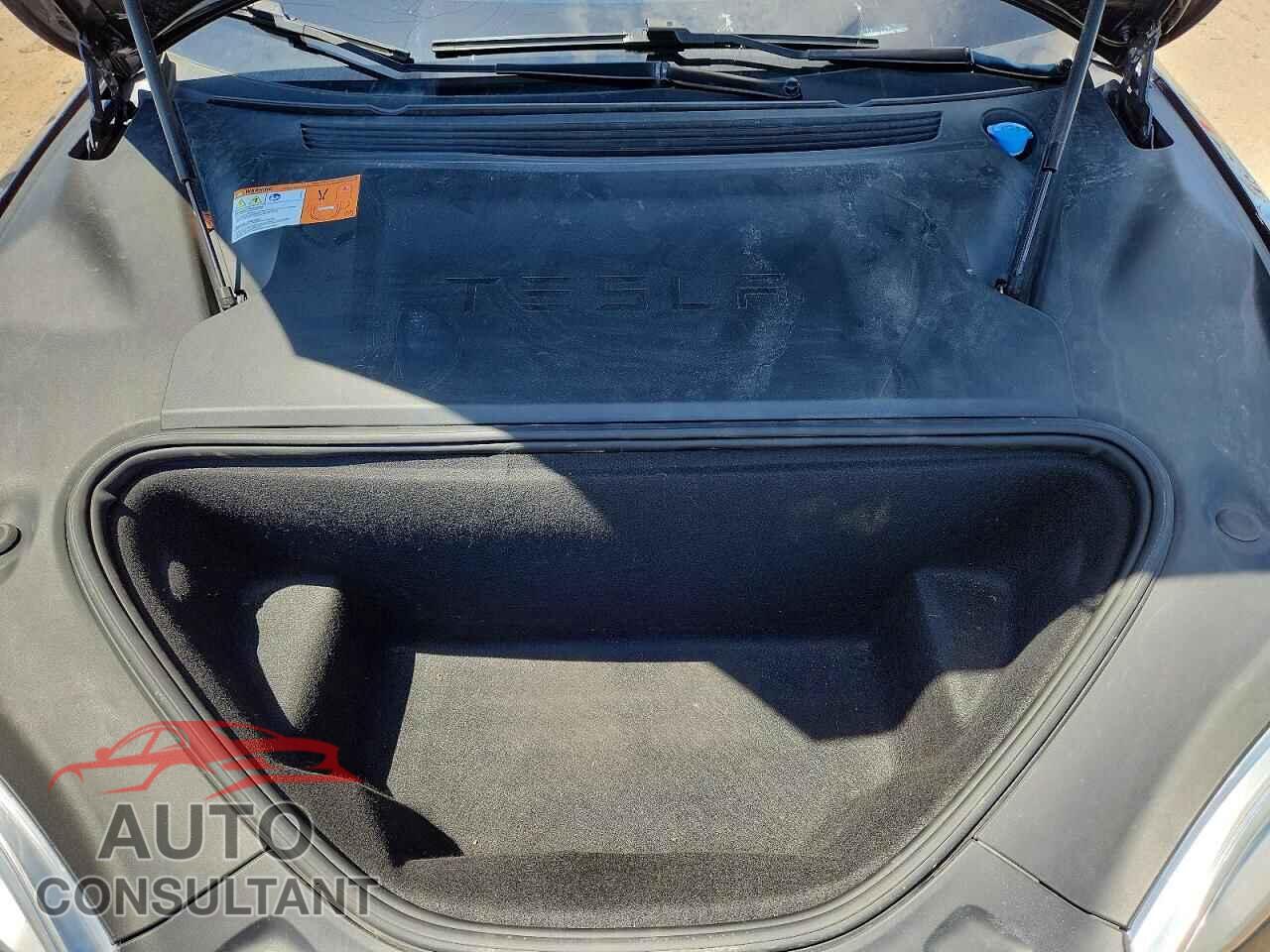 TESLA MODEL S 2018 - 5YJSA1E2XJF284701