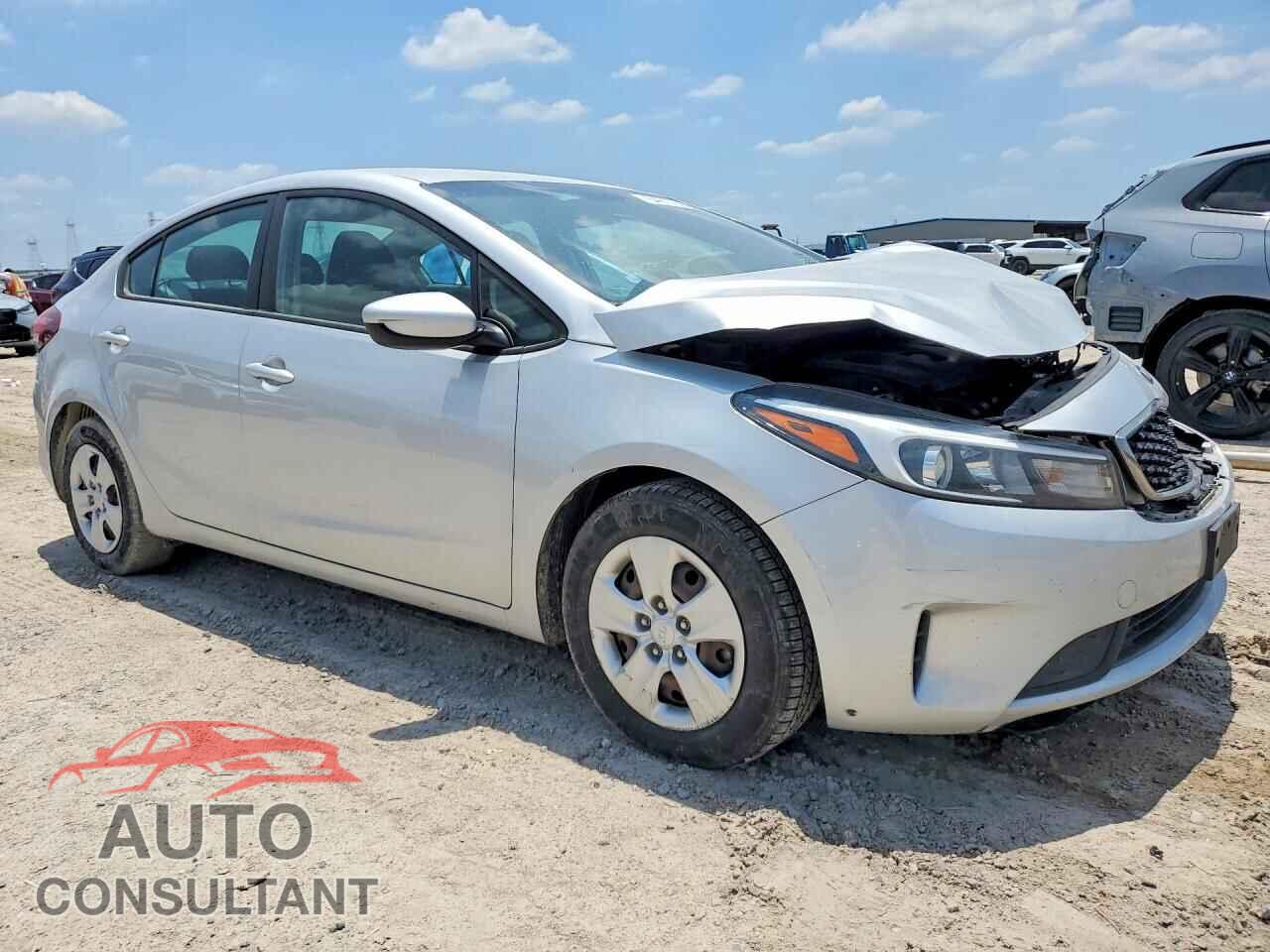 KIA FORTE 2017 - 3KPFK4A77HE077295