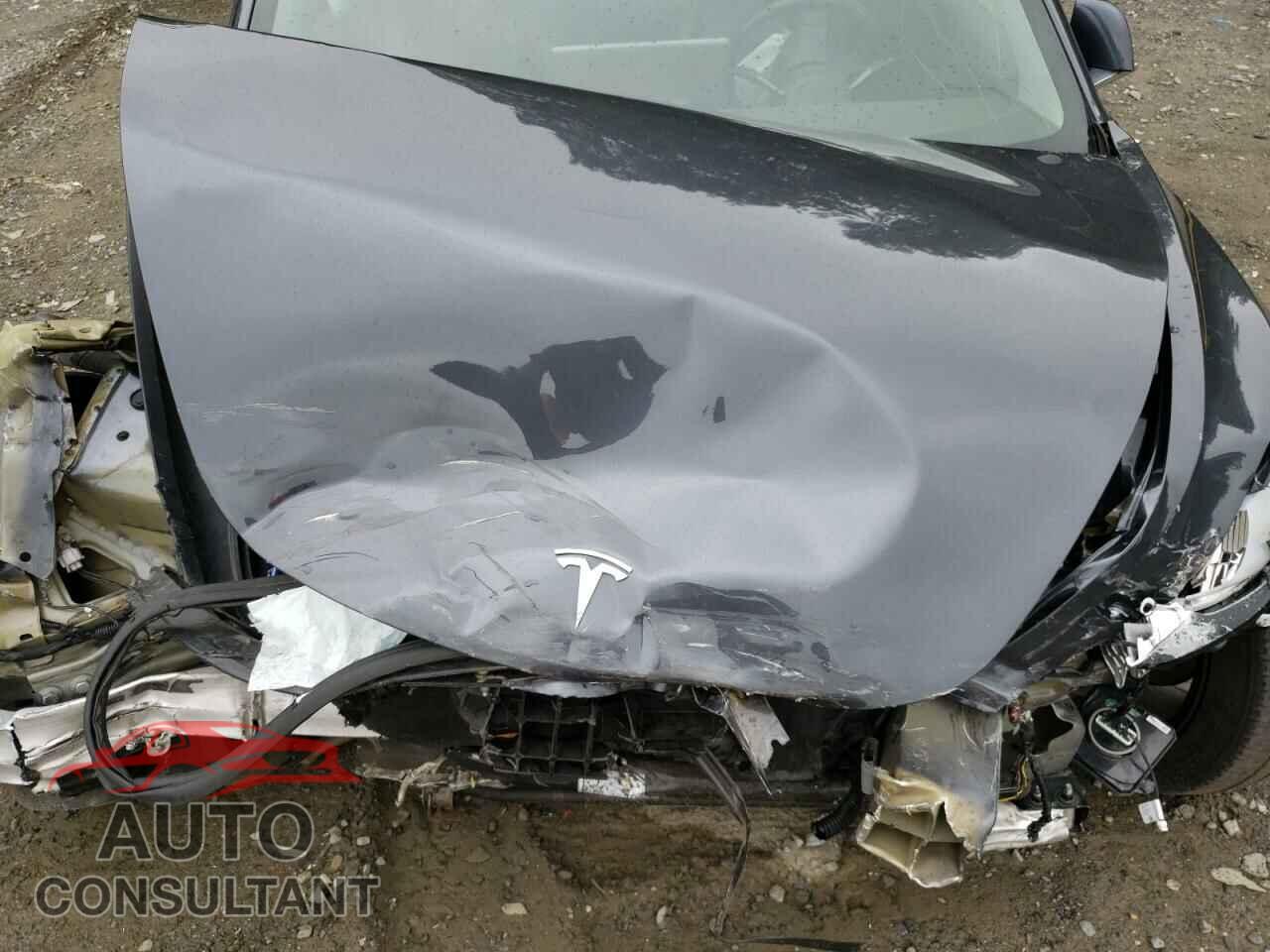 TESLA MODEL 3 2018 - 5YJ3E1EA0JF123922