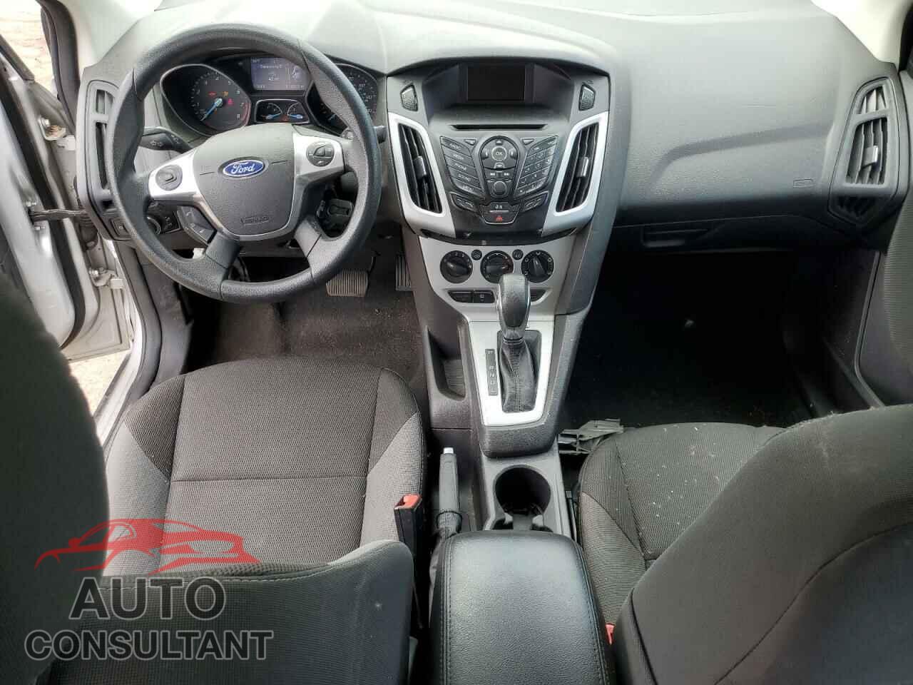 FORD FOCUS 2014 - 1FADP3F24EL392600