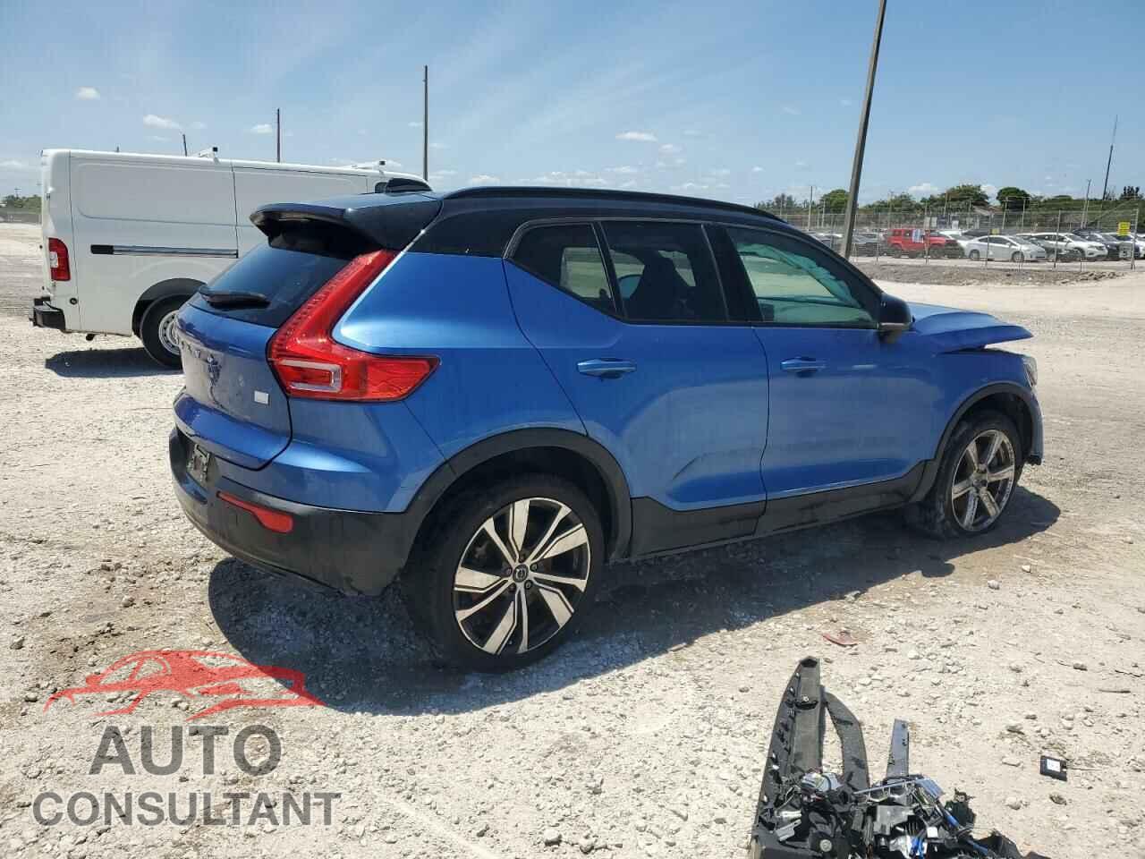 VOLVO XC40 2021 - YV4ED3UR2M2558167