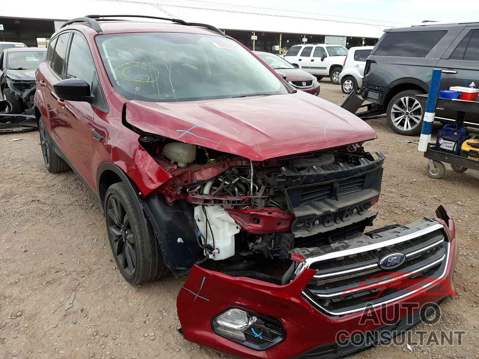 FORD ESCAPE 2019 - 1FMCU0GD6KUB07877