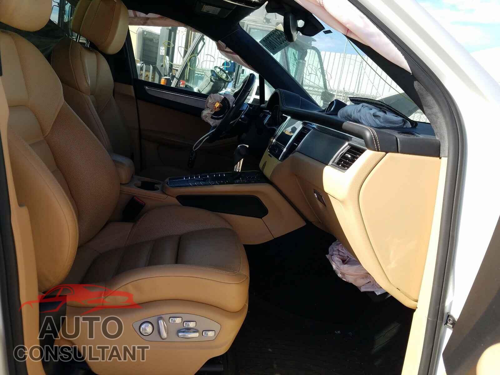 PORSCHE MACAN 2017 - WP1AF2A5XHLB61523