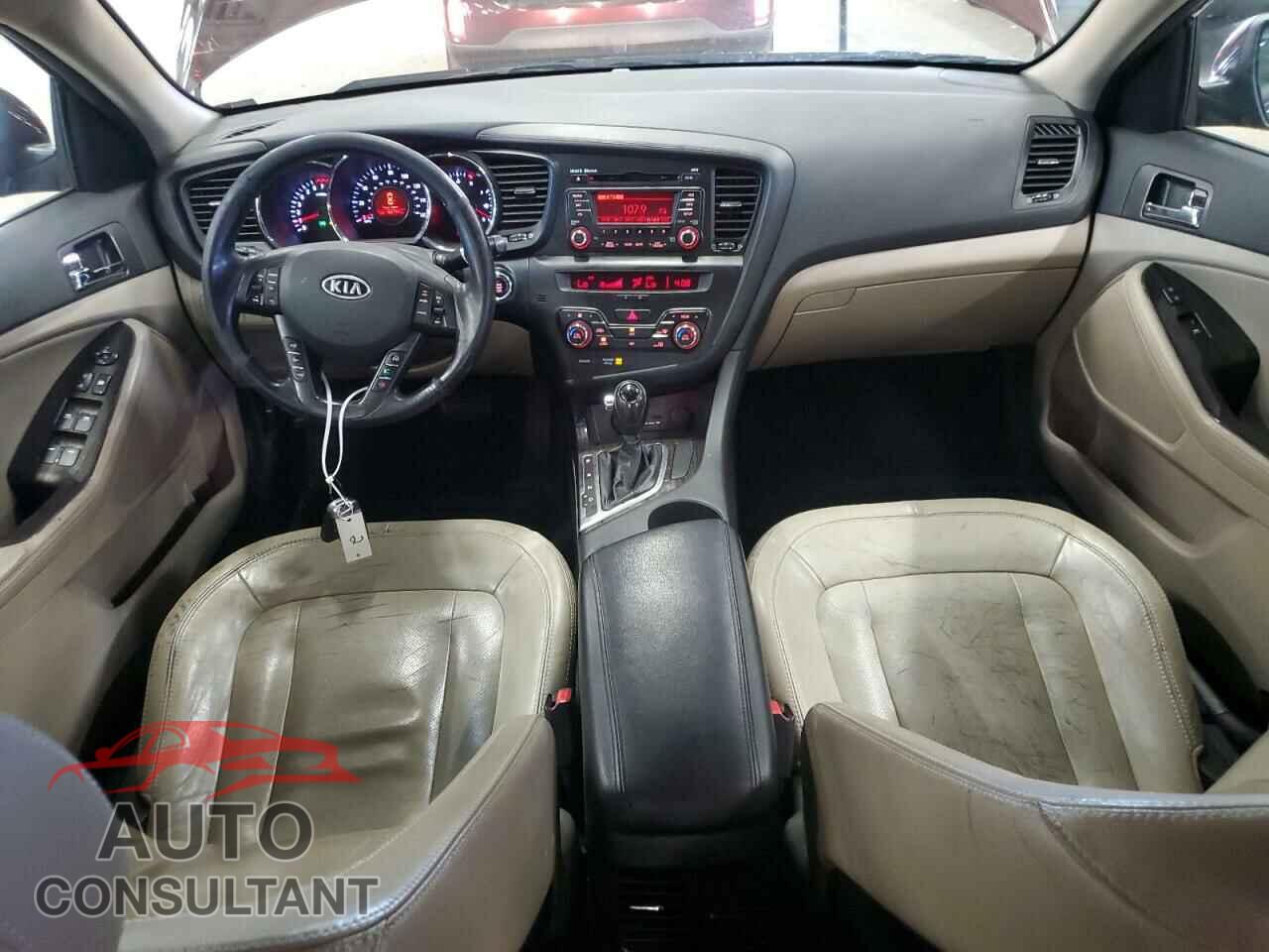 KIA OPTIMA 2011 - KNAGN4A66B5093412