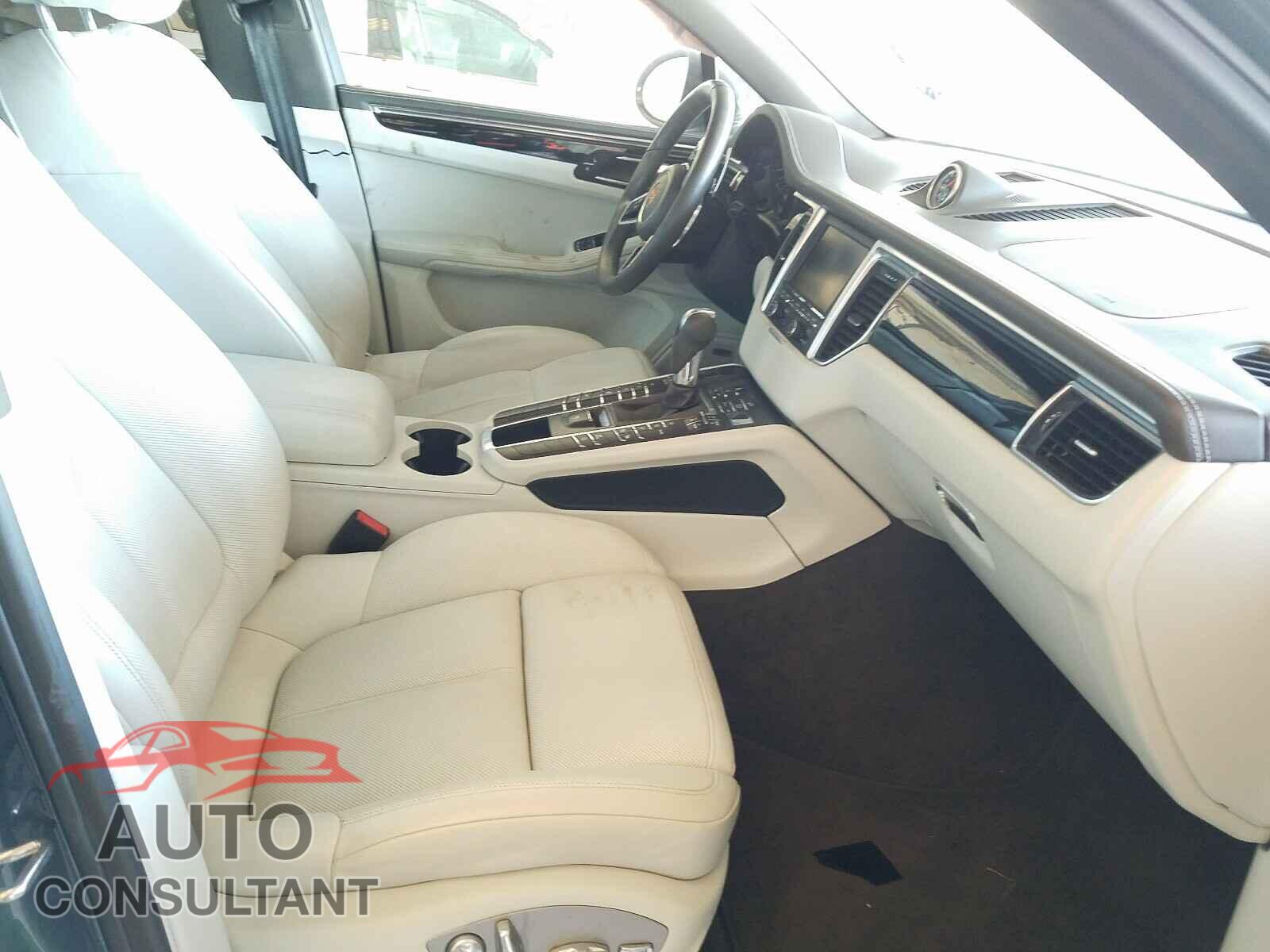 PORSCHE MACAN 2016 - WP1AB2A55GLB41870