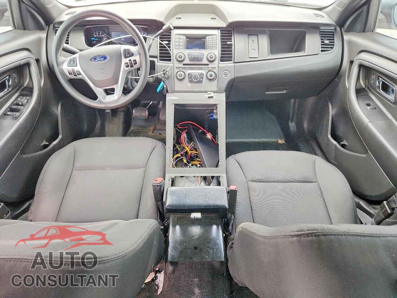 FORD TAURUS 2018 - 1FAHP2MKXJG137063