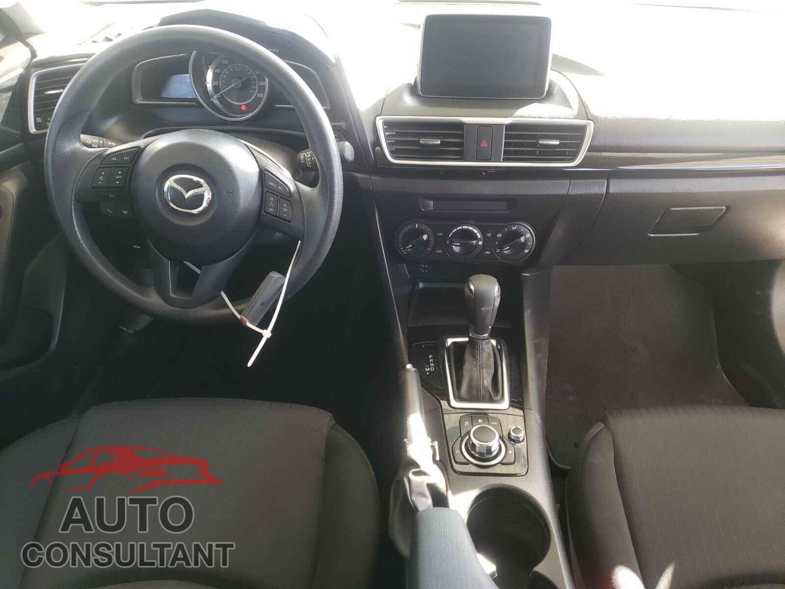 MAZDA 3 2016 - 3MZBM1T73GM319120