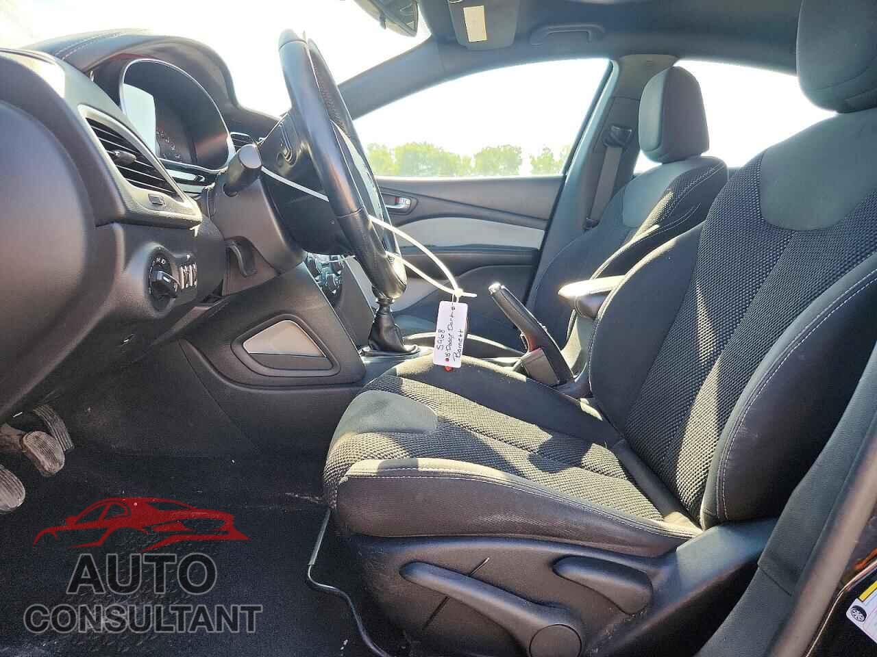 DODGE DART 2015 - 1C3CDFBBXFD422317