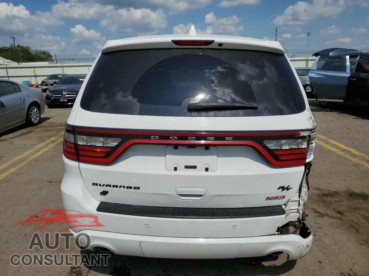 DODGE DURANGO 2018 - 1C4SDJCT1JC248735