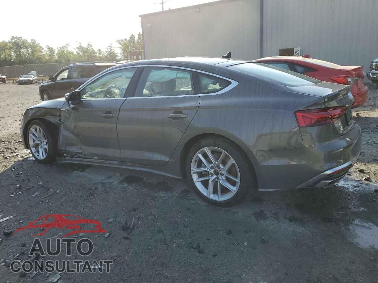 AUDI A5 2024 - WAUFACF59RA083184