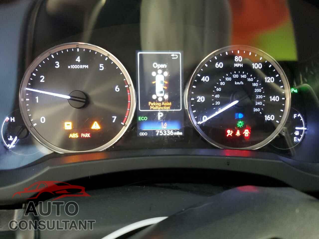 LEXUS IS 2017 - JTHBA1D29H5040985