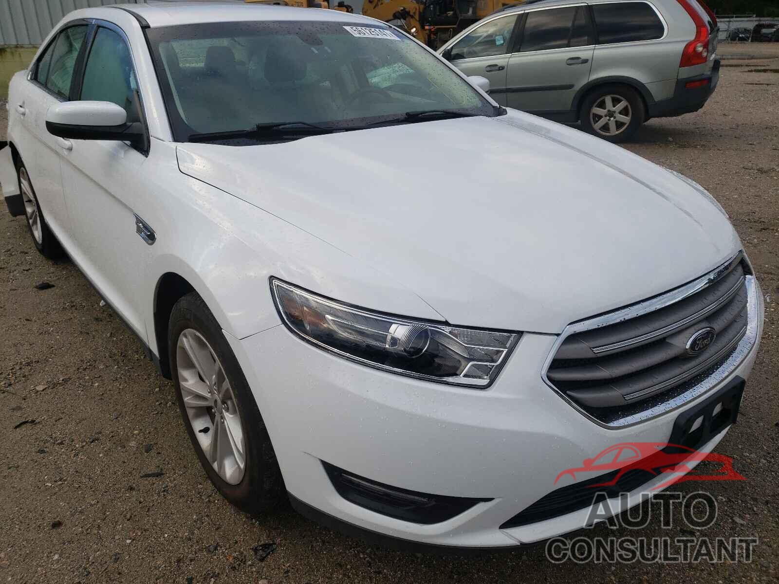 FORD TAURUS 2017 - 1FAHP2E82HG144358