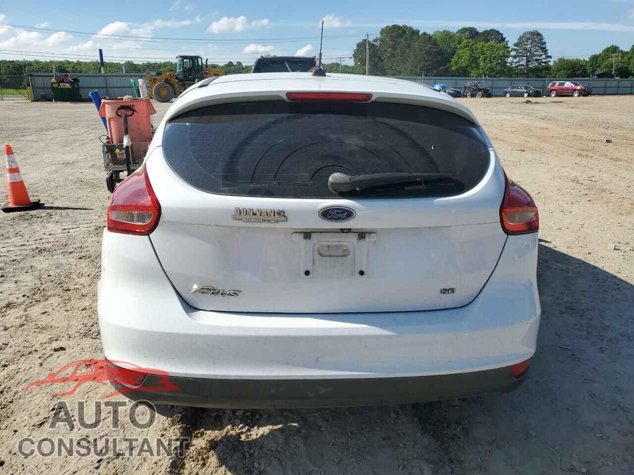 FORD FOCUS 2017 - 1FADP3K22HL294207
