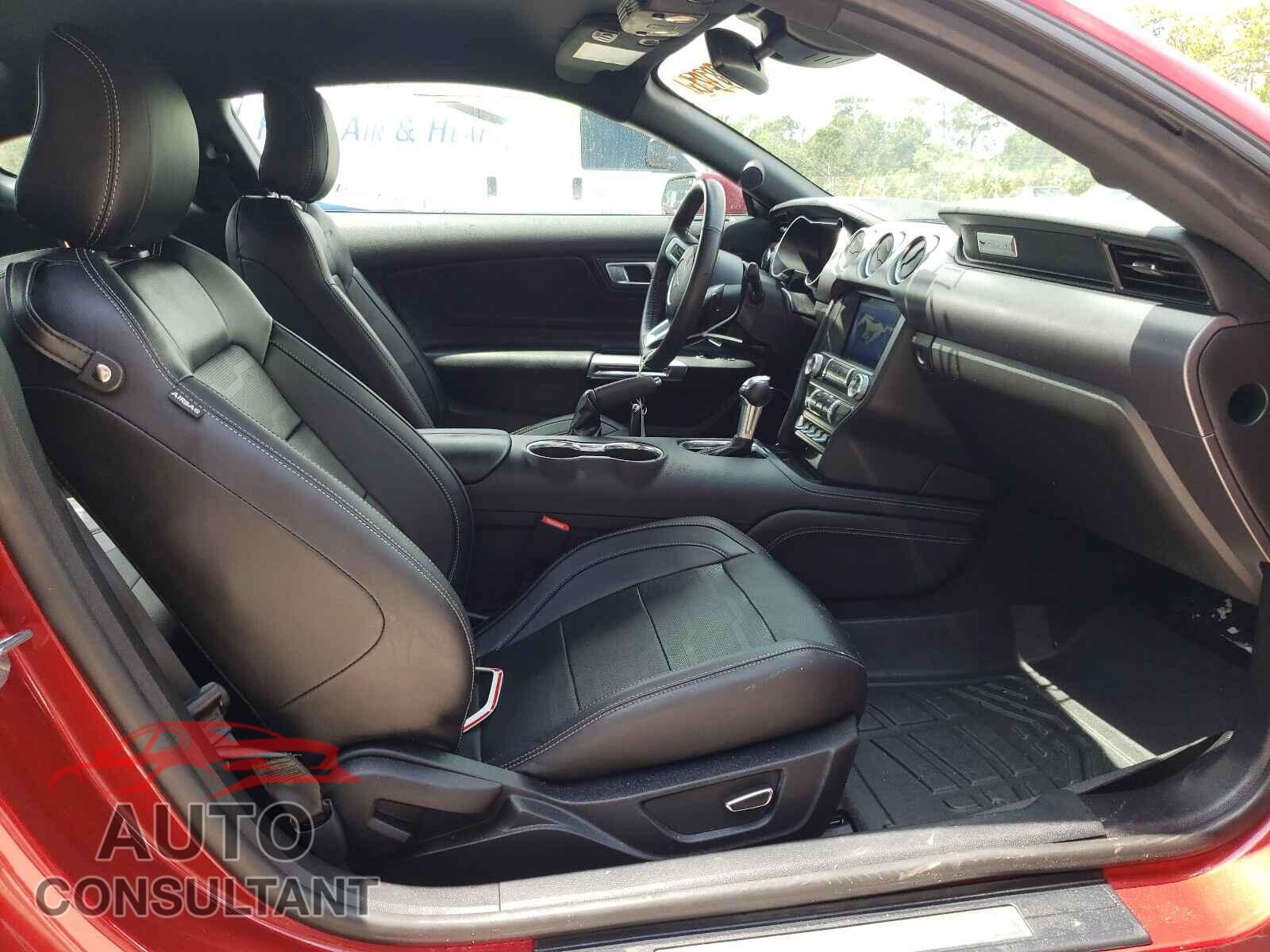 FORD MUSTANG 2018 - 1FA6P8TH0J5118730