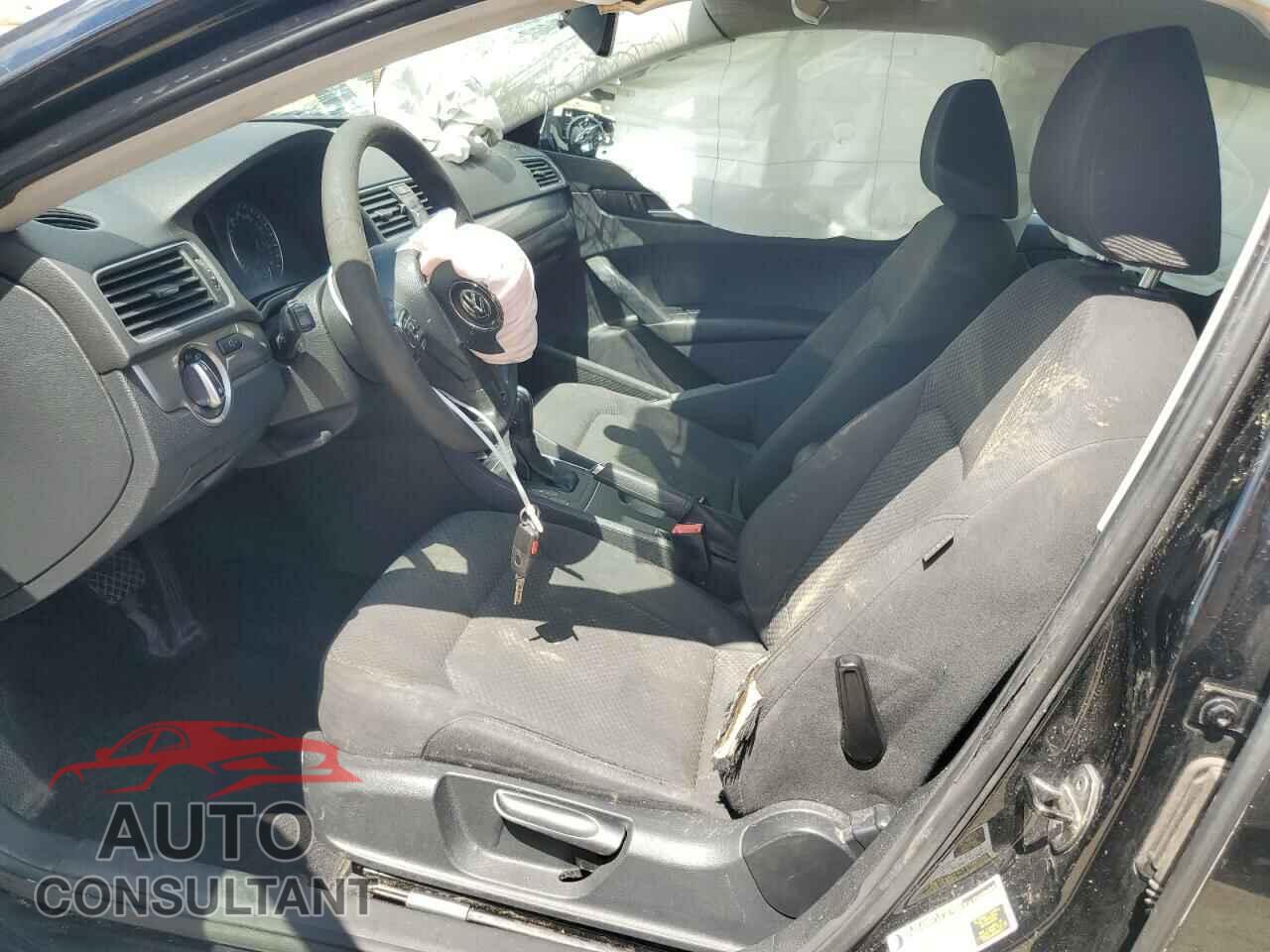 VOLKSWAGEN PASSAT 2013 - 1VWAP7A32DC127223