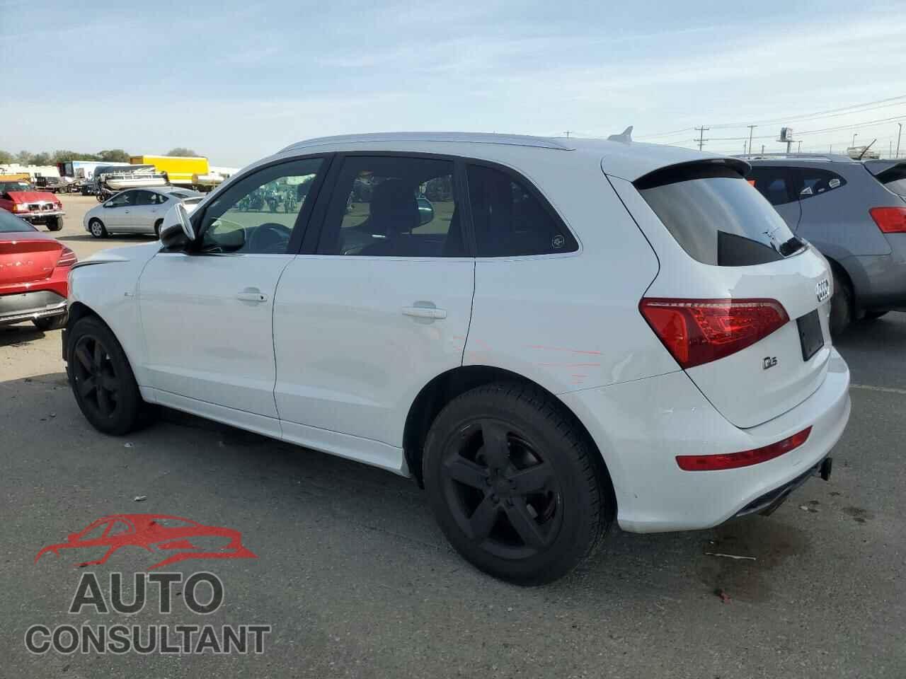 AUDI Q5 2012 - WA1DKAFP2CA040157