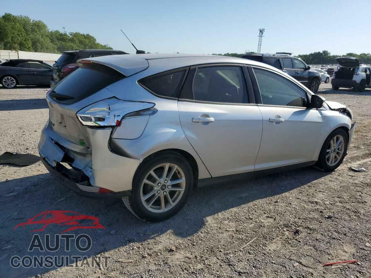 FORD FOCUS 2017 - 1FADP3K21HL235505