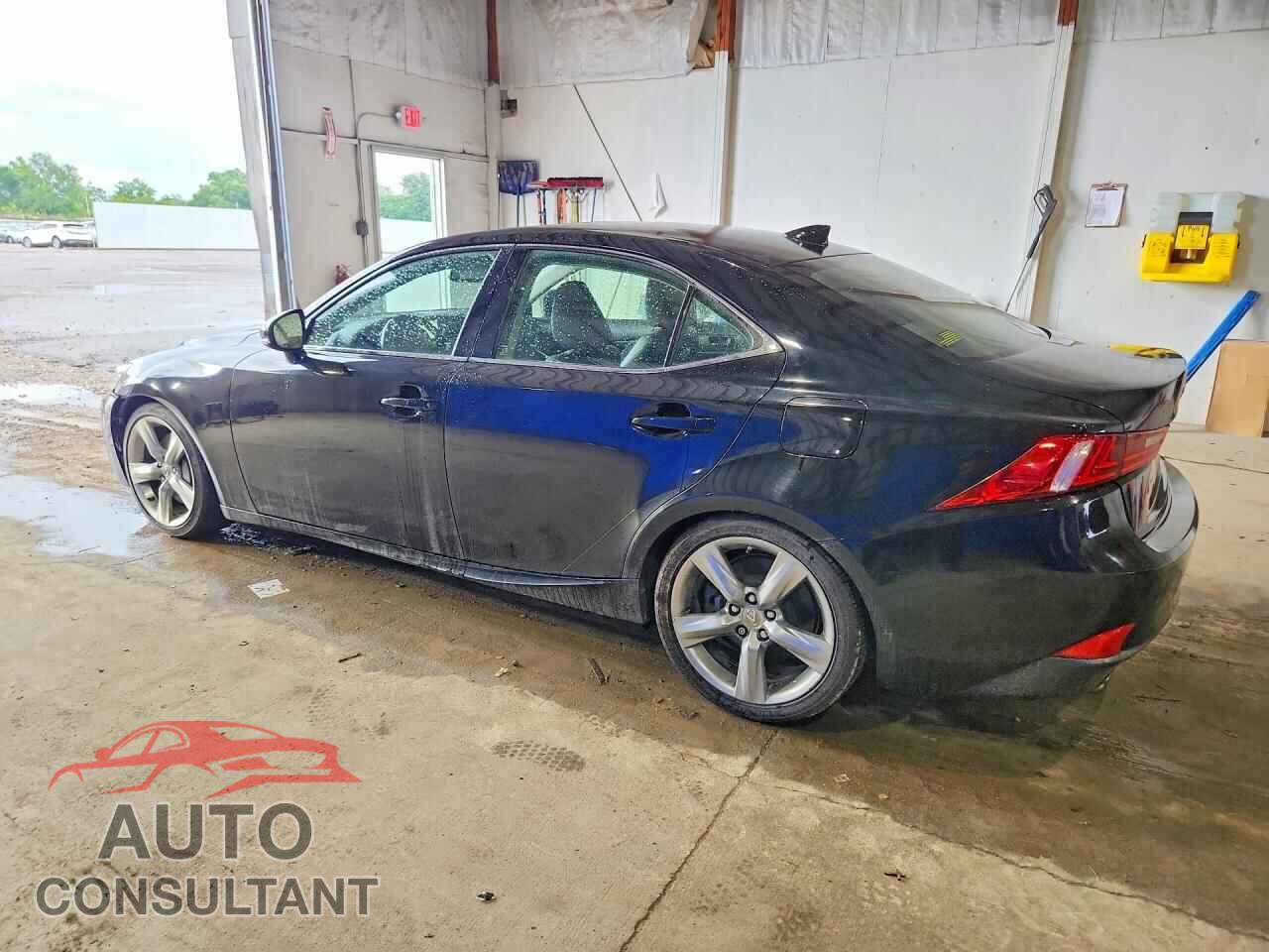 LEXUS IS 2014 - JTHCE1D24E5001175