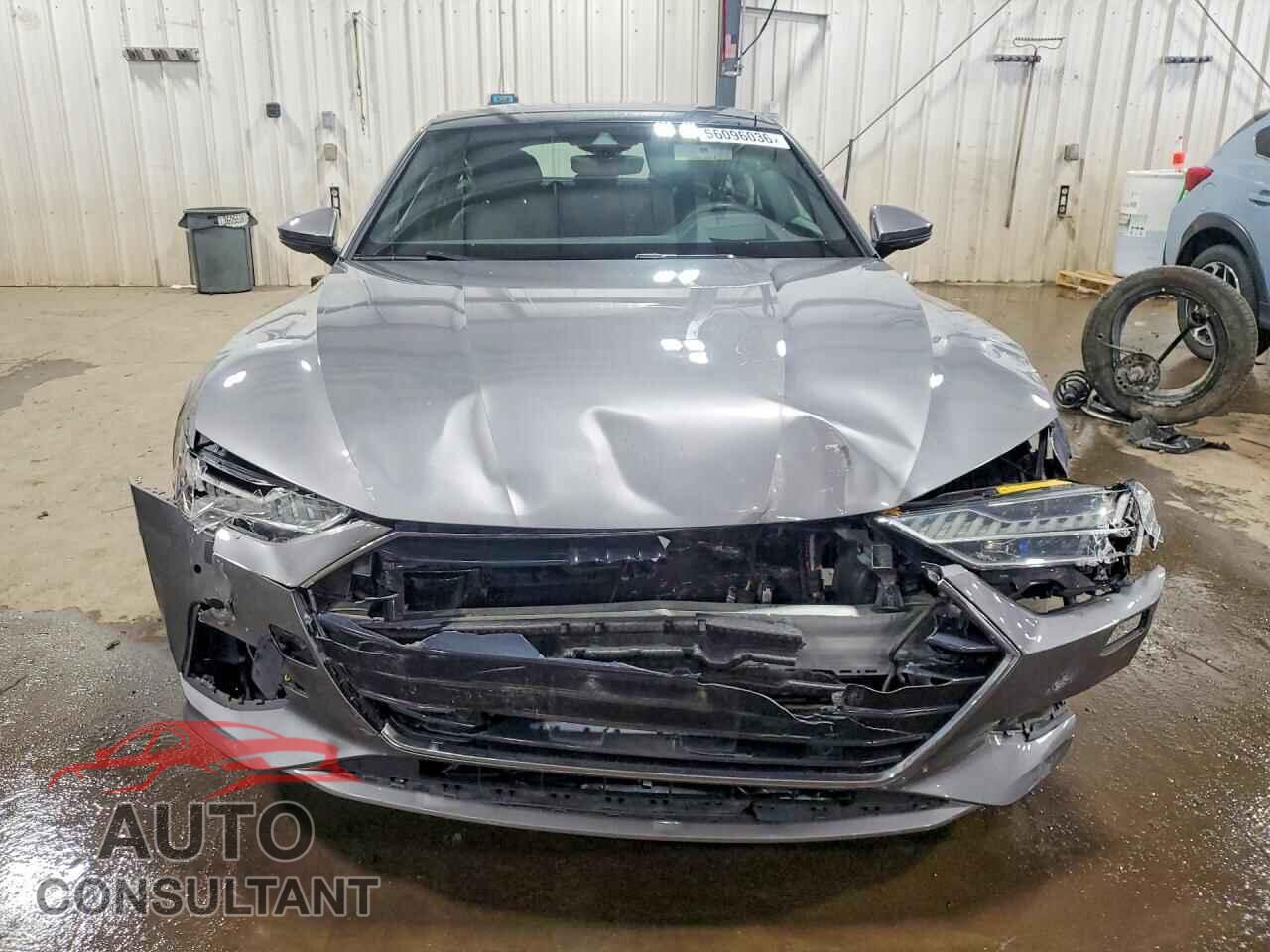 AUDI A7 2019 - WAUS2AF28KN028892