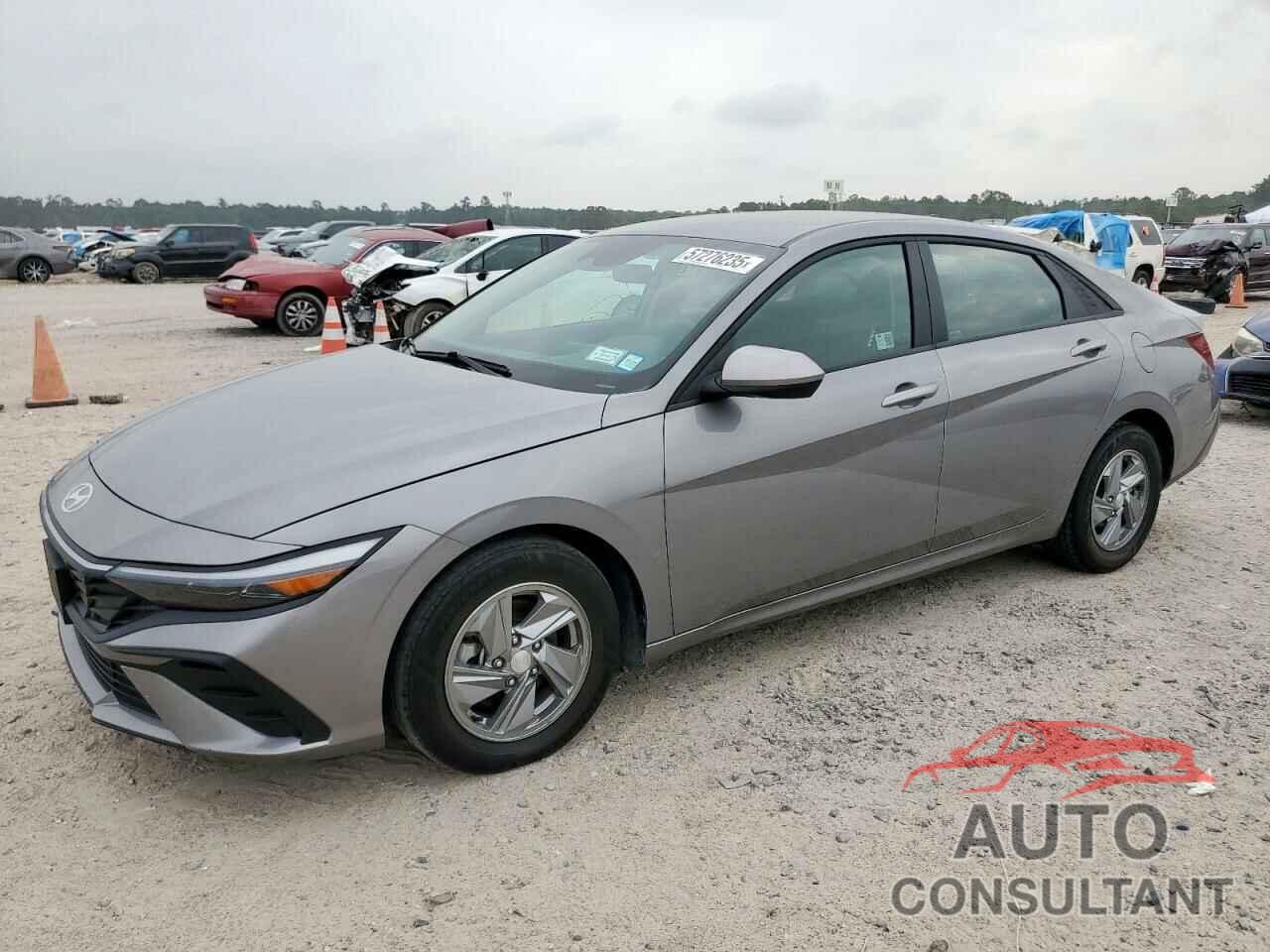 HYUNDAI ELANTRA 2024 - KMHLL4DG3RU681193