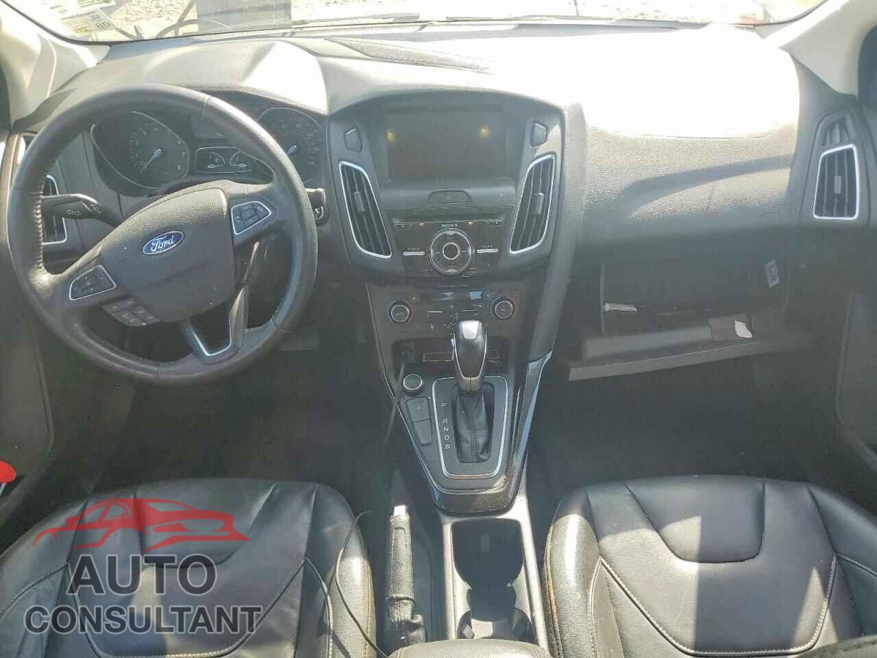 FORD FOCUS 2017 - 1FADP3J25HL201410