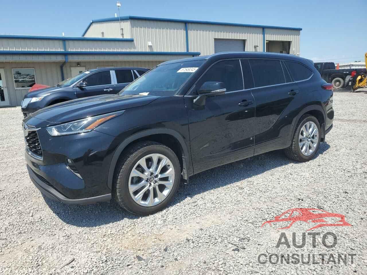 TOYOTA HIGHLANDER 2022 - 5TDDZRBH4NS179145