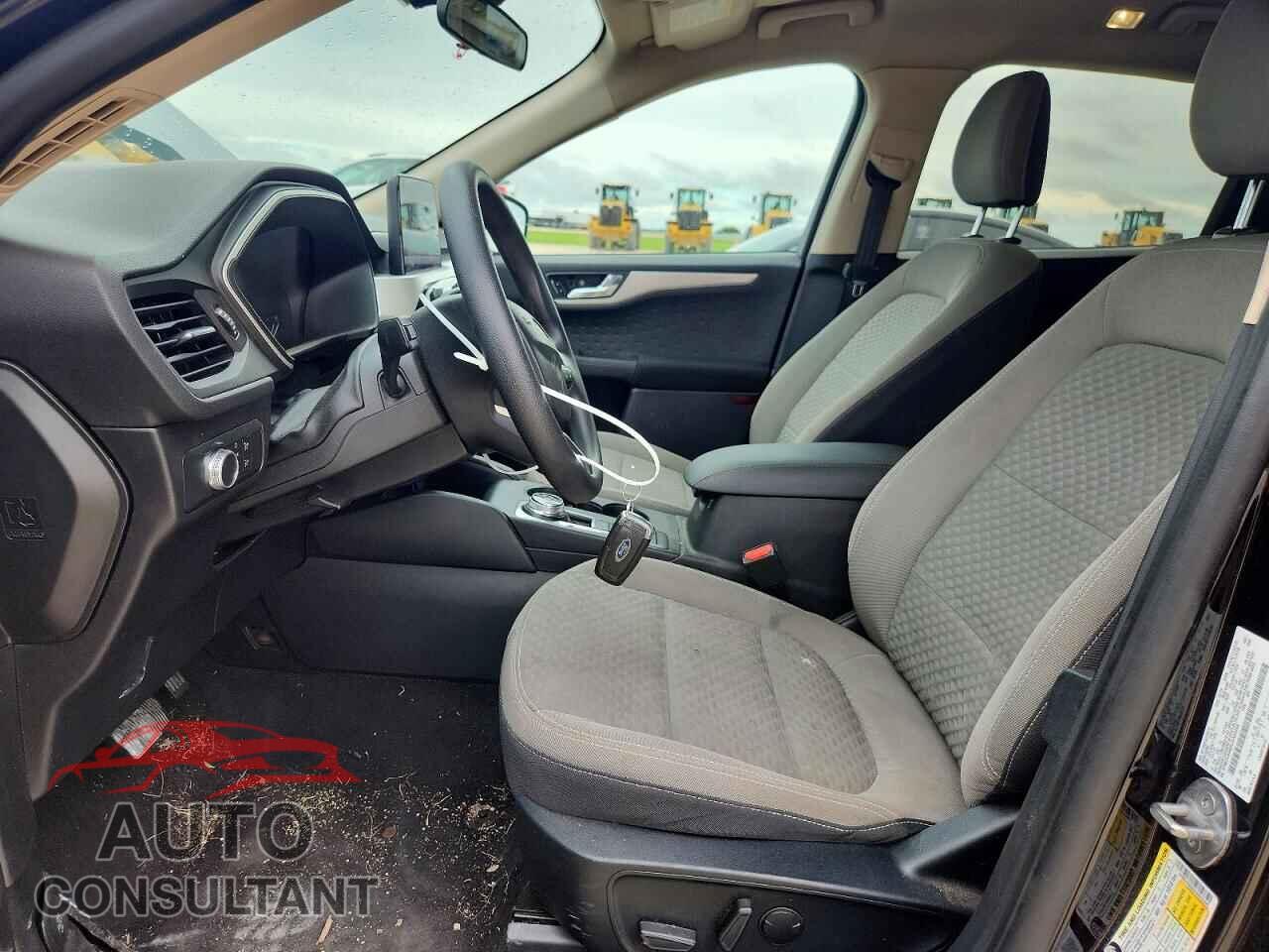 FORD ESCAPE 2020 - 1FMCU0G60LUA93364