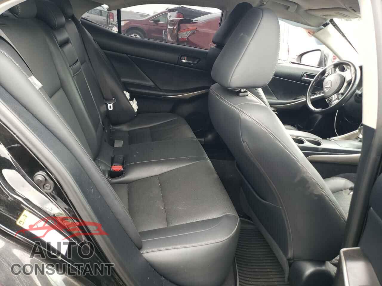 LEXUS IS 2014 - JTHCF1D24E5001044
