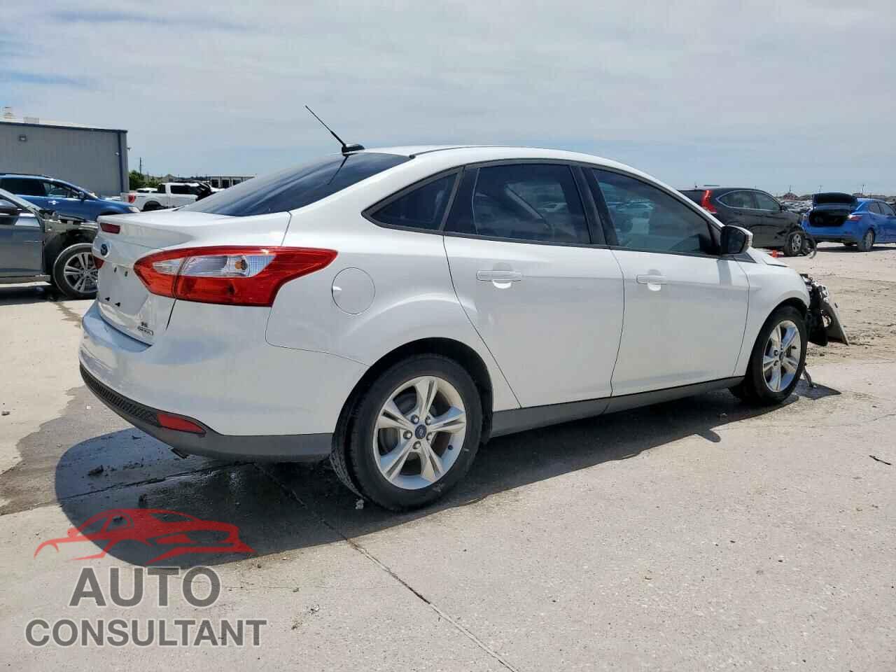FORD FOCUS 2014 - 1FADP3F23EL451796
