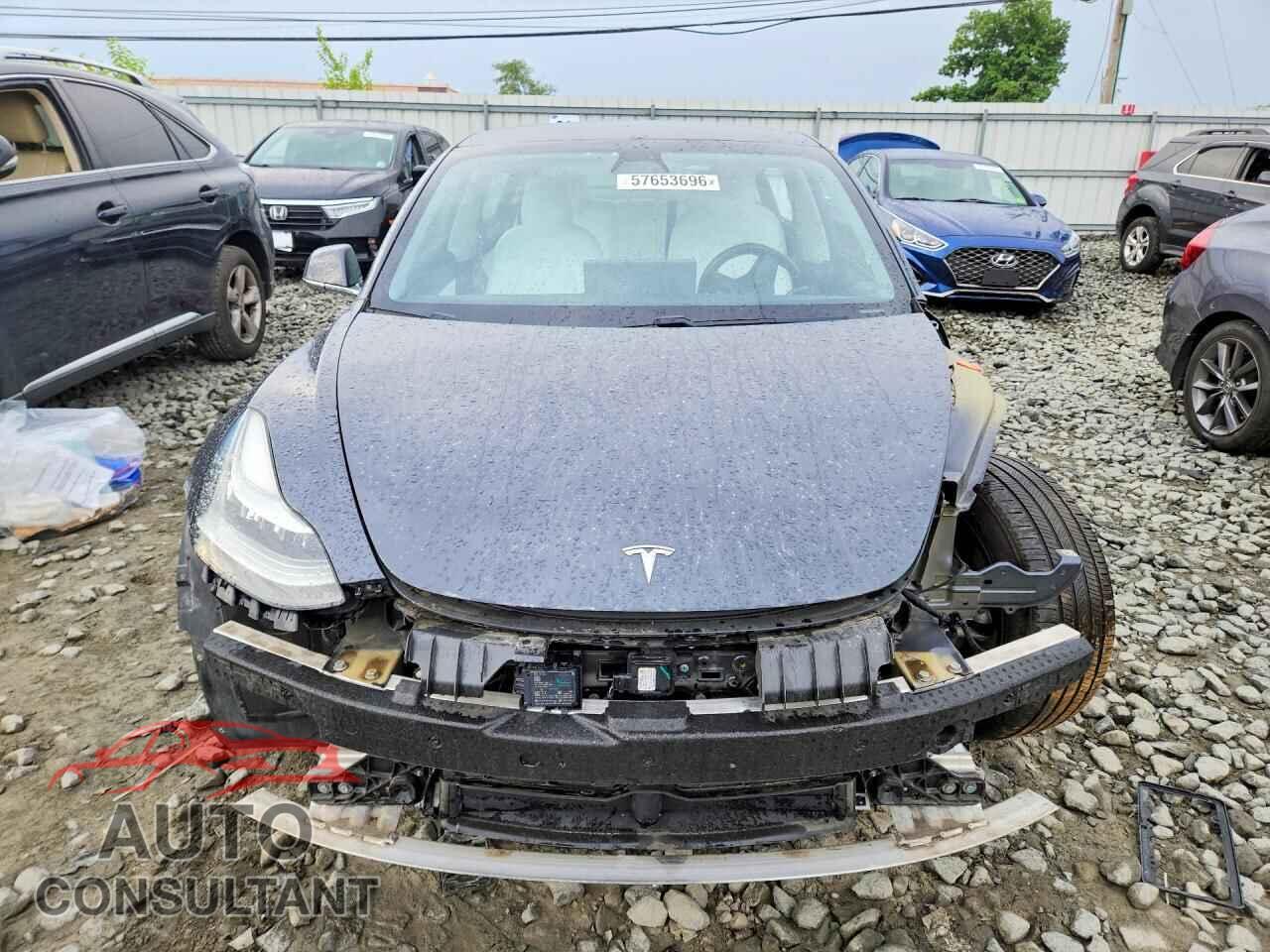 TESLA MODEL 3 2018 - 5YJ3E1EB9JF056021
