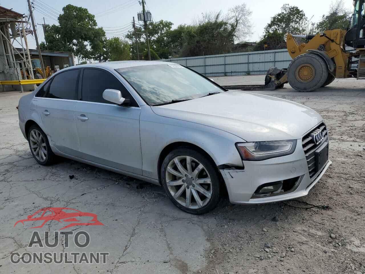AUDI A4 2013 - WAUFFAFL1DN024376