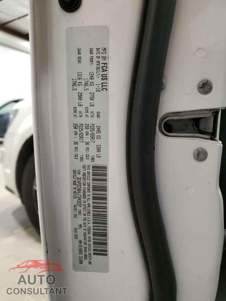 DODGE JOURNEY 2018 - 3C4PDCAB4JT243237