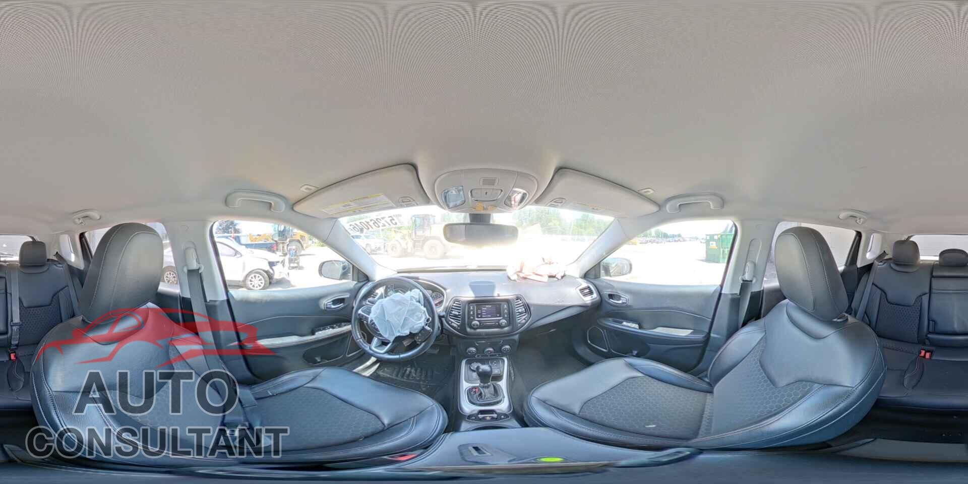 JEEP COMPASS 2018 - 3C4NJDBB7JT201780