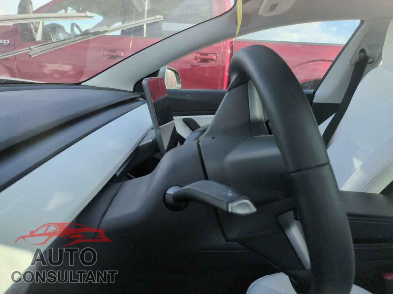 TESLA MODEL 3 2021 - 5YJ3E1EB9MF868519