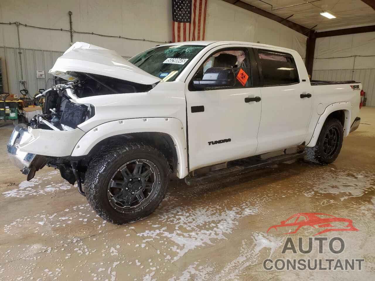 TOYOTA TUNDRA 2016 - 5TFDW5F15GX526476
