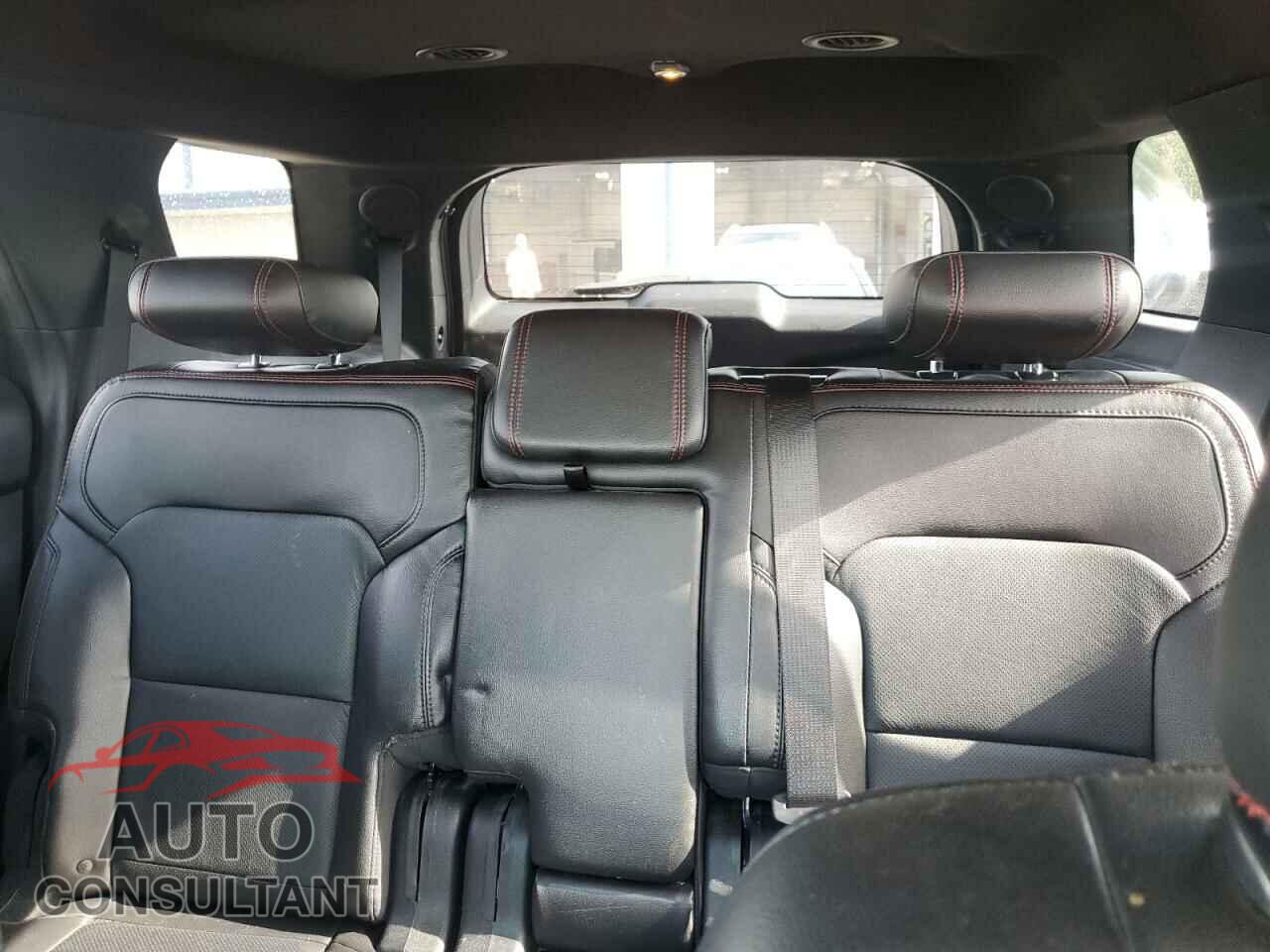 FORD EXPLORER 2018 - 1FM5K8GT1JGB54297