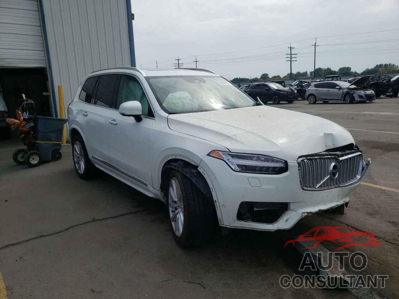 VOLVO XC90 2017 - YV4A22PL6H1142205